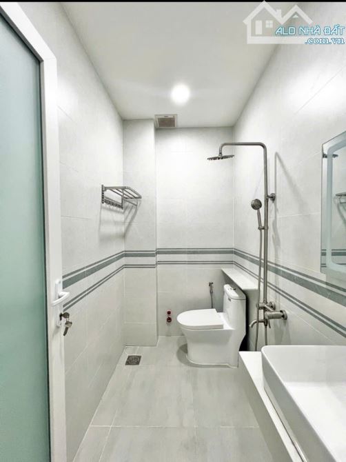 Siêu phẩm nhà Tân Phú – 6 tầng thang máy – thu nhập cao!