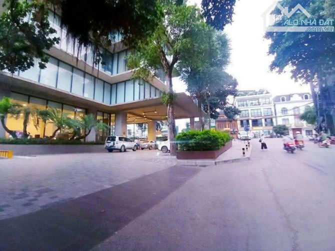 BÁN NHÀ MẶT PHỐ XUÂN DIỆU - TÂY HỒ 128m - 5 TẦNG - MẶT TIỀN 7.6m - GIÁ: 60TỶ