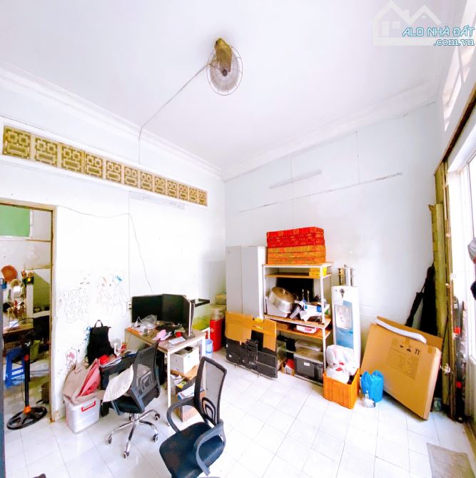 Bán nhà đẹp nở hậu, hẻm Ô tô Cách Mạng Tháng Tám, Quận 3, Diện tích 6.5 x 12 m, Giá 18 tỷ