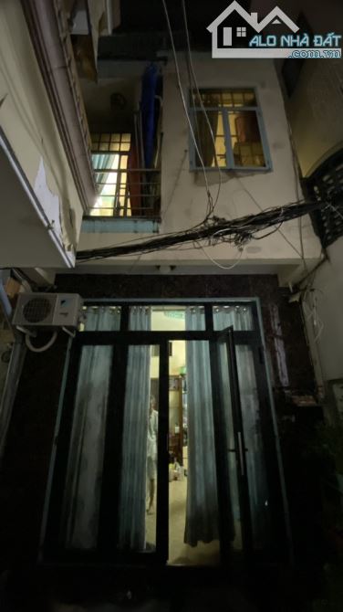 NHÀ NGUYỄN VĂN ĐẬU 🍀 CÁCH MẶT TIỀN VÀI BƯỚC CHÂN 🍀 DT 15.3M2 🍀 3 TẦNG 🍀 3 TỶ