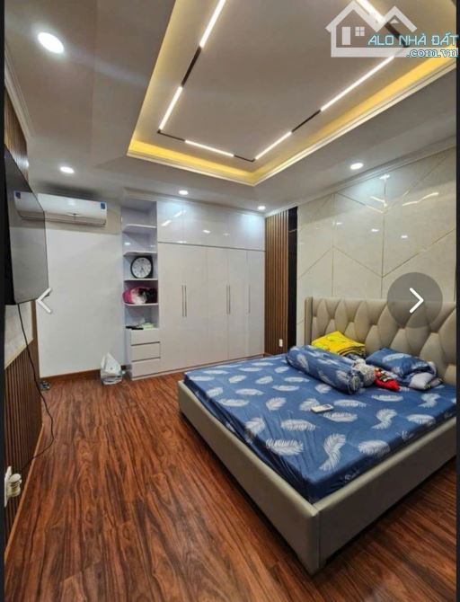 Biệt Thự 5 Tầng – Hồ Bơi – Thang Máy – Phong Cách Tân Cổ Điển Đẳng Cấp