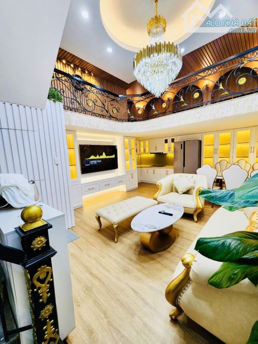 Đặng Tiến Đông gần oto ngõ bagac full nội thất thiết kế đẹp hiếm nhà bán phải thật nhanh