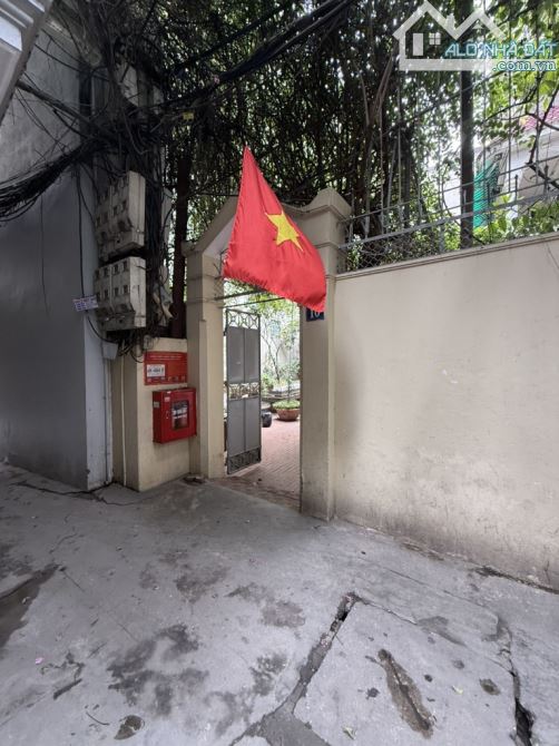 Bán đất là chính ở trung tâm quận Đống Đa lô góc tương lại quy hoạch ra mặt tư đường lớn