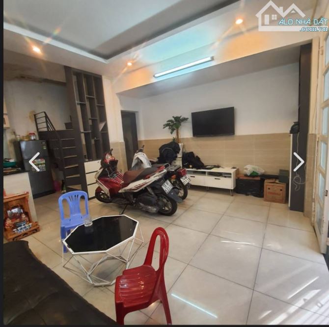 BÁN NHÀ MỚI XINH LUNG LINH. 2 TẦNG. 32M2. TÂN BÌNH. CHỈ 3.5 TỶ