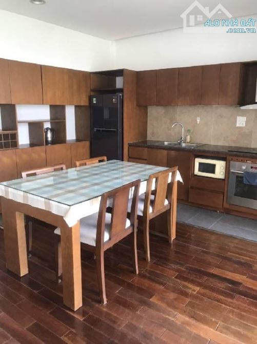 BÁN NHÀ PHỐ ,NGÕ QUỲNH HAI BÀ TRƯNG 42M2-5 T -8,4 TỶ TẶNG NỘI THẤT