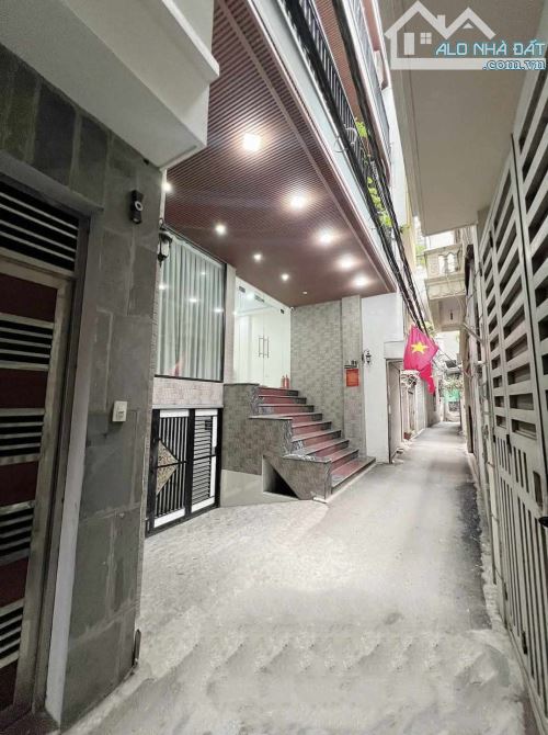SIÊU PHẨM 100M2 9TẦNG TẠI TRÍCH SÀI TÂY HỒ HÀ NỘI