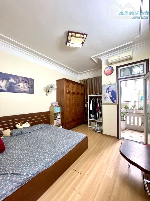 Bán nhà Mặt Phố Yết Kiêu - Gần Vườn Hoa Hà Đông - Kinh Doanh Đỉnh - Ô Tô Vào Nhà