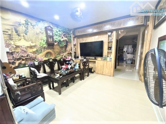 17 TỶ CÒN TL - HẺM XE HƠI QUẬN 1 - DÂN TRÍ CAO - TIỆN MỞ VP CTY /SPA KINH DOANH SIÊU VIP
