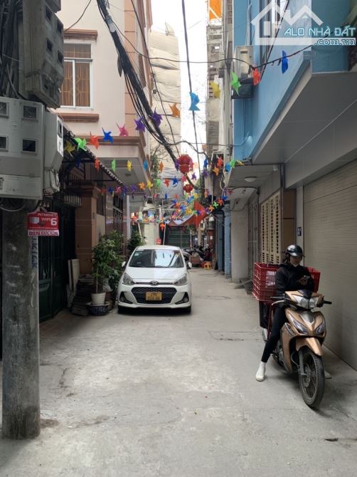 Gần Hồ Linh Quang nhà mới oto đỗ cửa an sinh định