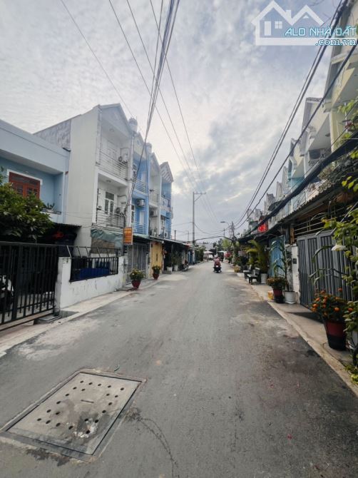 MẶT TIỀN 12M - KINH DOANH ĐỈNH - NHÀ MỚI TINH NGAY LÊ VĂN LƯƠNG - NHỈNH 5 TỶ