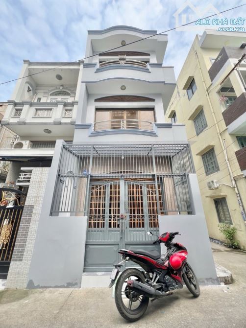 NGANG 4.5M - HXH LÔ GÓC - 1 CĂN RA MT HẬU GIANG - CHỈ 6 ĐỒNG SỞ HỮU NGAY - 10