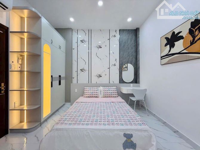 Căn nhà mới duy nhất 58.5m2 ngay Lê Quốc Hưng, Quận 4. Giá: 3 Tỷ 250. SHR chính chủ - 10