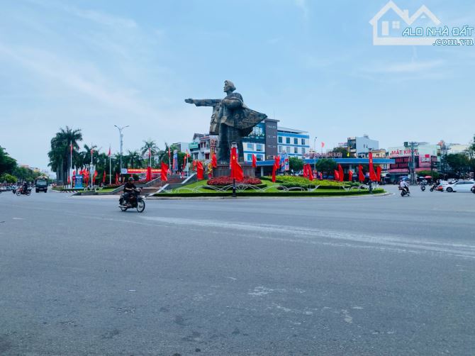 NHÀ LÔ GÓC 2 MẶT KIỆT ĐIỆN BIÊN PHỦ - nhỉnh 3 tỷ - 10
