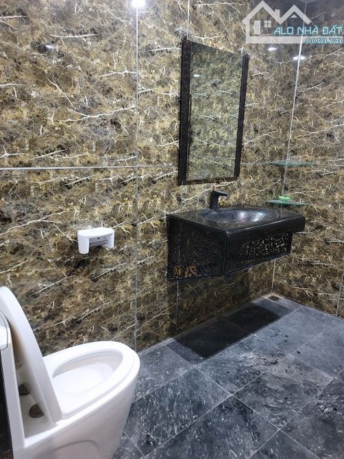 BÁN BIỆT THỰ  2 TẦNG, DT186m2 NGANG 10M, TẠI HOÀ KHÁNH LIÊN CHIỂU - 10