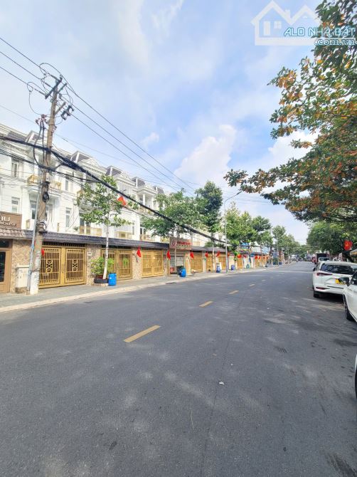 7Tỷ2__80m2__Nhà Phố gần Go Dĩ an__1T2L hoàn công__mặt tiền Võ Thị Sáu, gần Trần Hưng Đạo - 10