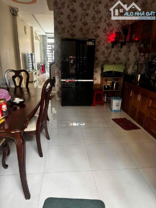 NHÀ BÁN, THẠNH LỘC 49, 4.5M X 19M, 3 TẦNG, HXH,GIÁ 4.9 TỶ TL - 10