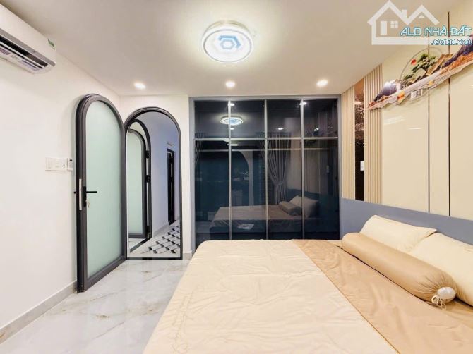 GIẢM SÂU HƠN 200 TRIỆU, NHÀ ĐƯỜNG CÔ BẮC, PHƯỜNG 1, PHÚ NHUẬN - GIÁ:4TỶ550/73M2. SHR - 11