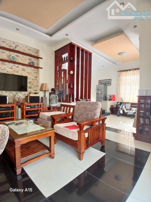 BÁN BIỆT THỰ SÂN VƯỜN - 571M2 - FULL NỘI THẤT  - THẠNH LỘC - QUẬN 12. GIÁ : 45 TỶ. - 11