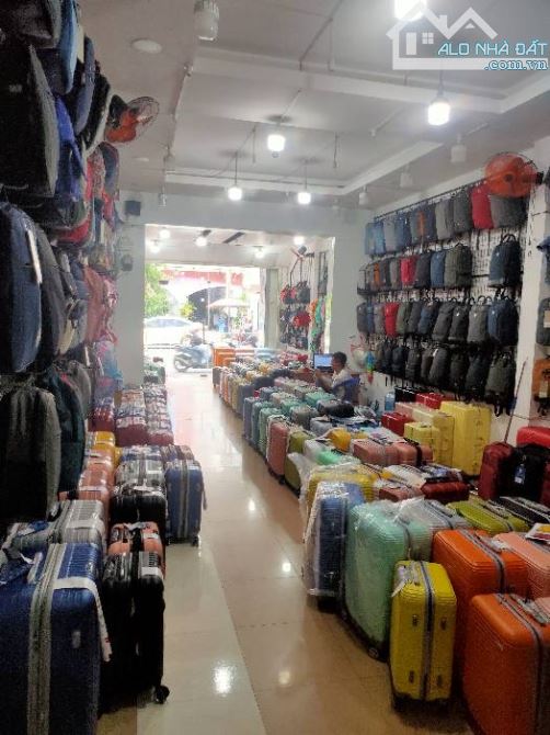 MẶT TIỀN SIÊU KINH DOANH - 3 TẦNG - 112M2 - CHO THUÊ 25TR/THÁNG - KẾ BÊN CITYLAND - 2