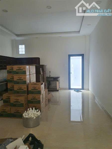 Bán nhà 4 tầng 5x20, gần khu An Dương Vương, Phạm Đức Sơn quận 8, chỉ 9.5 tỷ - 1