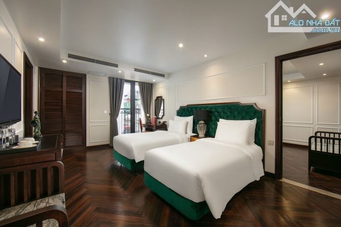 Bán khách sạn Hàng Bông, quận HK. DT 130/140m² x 9 tầng MT 6.5m (118 tỷ) - 1