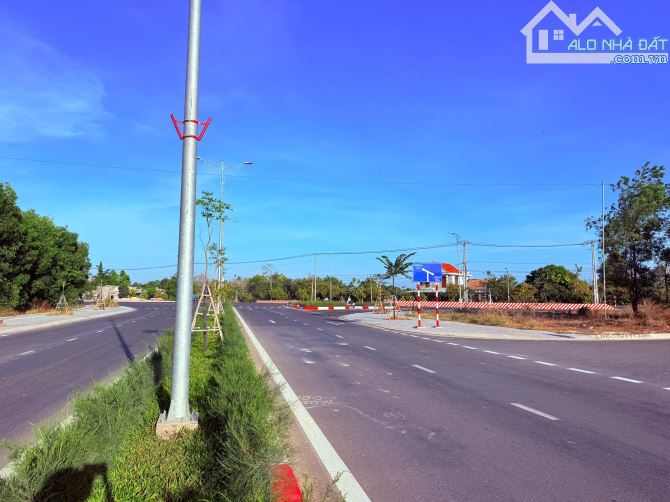 LÔ GÓC 3 MẶT TIỀN TỈNH LỘ 44B- TRUNG TÂM THỊ TRẤN PHƯỚC HẢI - LONG ĐẤT - BRVT - 1