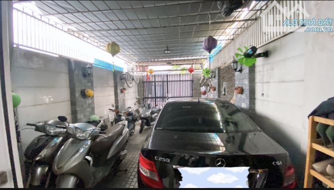 Bán nhà cực hiếm 4x30 HXH 575 CMT8 P15 Q10 - 1
