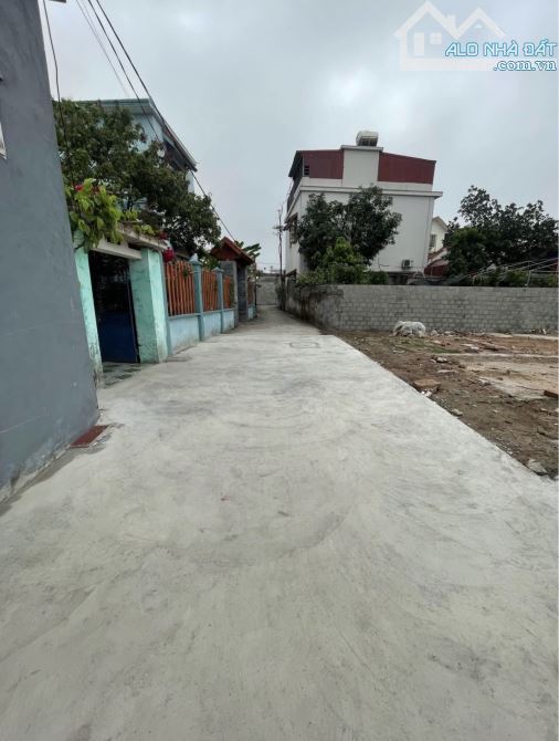 CHỈ HƠN 1 TỶ SỞ HỮU NGAY LÔ ĐẤT Ô TÔ ĐỖ CỬA NGAY SÁT TDC PHÚ XUÂN TP THÁI BÌNH - 1