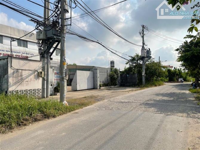 SIÊU PHẨM NHÀ XƯỞNG MẶT TIỀN ĐƯỜNG NHỊ BÌNH – 2230M2, NGANG HIẾM 30M FULL THỔ. GÍA CHỈ 5x - 1