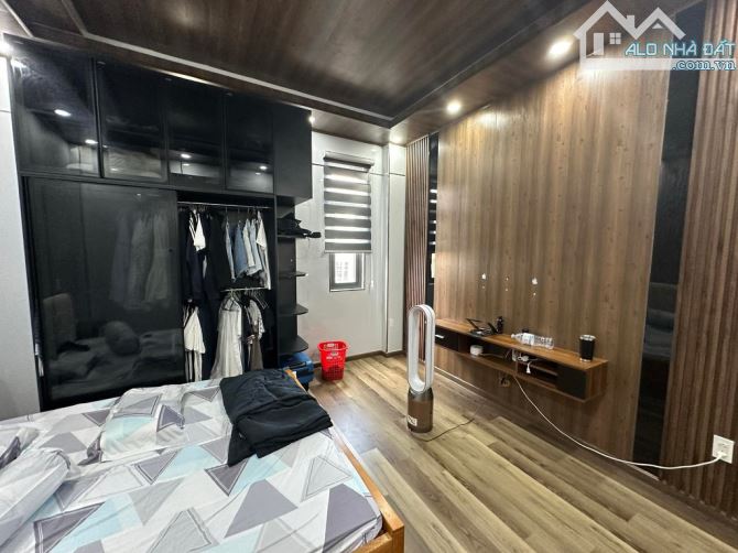 GIÁ RẺ NHÀ MẶT TIỀN BA ĐÌNH 6M X 27M - 1