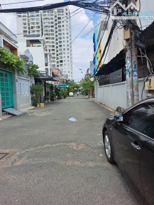 BÁN NHÀ 4 TẦNG – XE HƠI VÀO TẬN NHÀ – TRẦN XUÂN SOẠN, QUẬN 7
. GIÁ NHỈNH 10 TỶ - 1