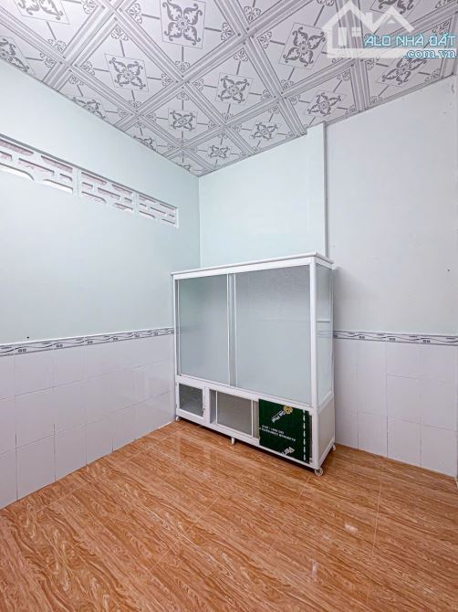 Bán Nhà Cấp 4 Hẻm 120 Hoàng Quốc Việt - 1