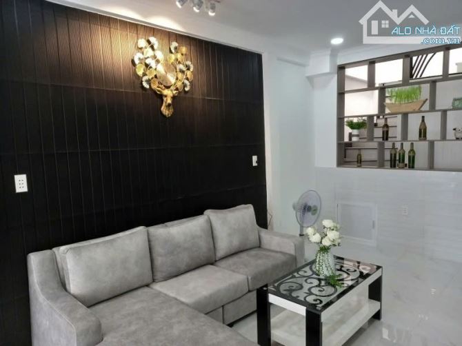 BÁN NHÀ MẶT TIỀN ĐƯỜNG 6M X 27M, GIÁ 18 TỶ - 1