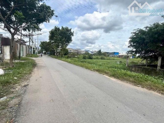 Bán 2000m2 đất dân cư xây mới ở bình chánh giá 21 tỷ - 1
