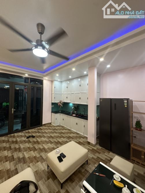 Khương Đình, Thanh Xuân, 50m² × 4 Tầng, MT 5.3m, Dân Xây Chắc Chắn, Gần Phố, Giá rẻ. - 1