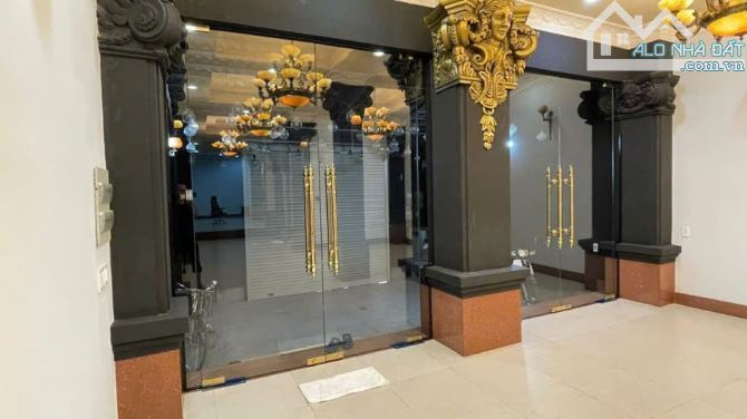 Bán Nhà Mặt Tiền Đường Huỳnh Tấn Phát Trệt 5 lầu 11pn 35 tỷ - 1
