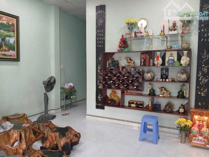 Nhà cấp 4 DT 5x28m giá 790 Triệu, Bà Điểm, Hóc Môn, Mua bán sang tên khi chồng đủ tiền - 1