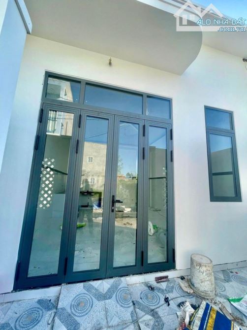 Bán gấp căn nhà cấp 4, SHR, ngay Thị Trấn Củ Chi, Giá 1 tỷ 350. - 1