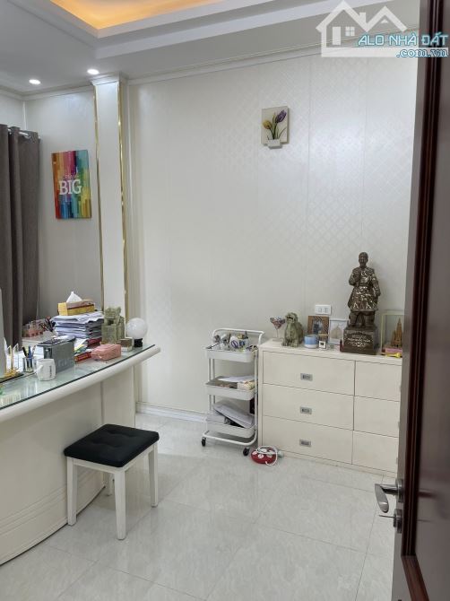 Bán nhà đẹp Nguyễn Công Hoan, 39m2, 5 tầng, ô tô tránh, KD đỉnh, 14.6 tỷ - 1