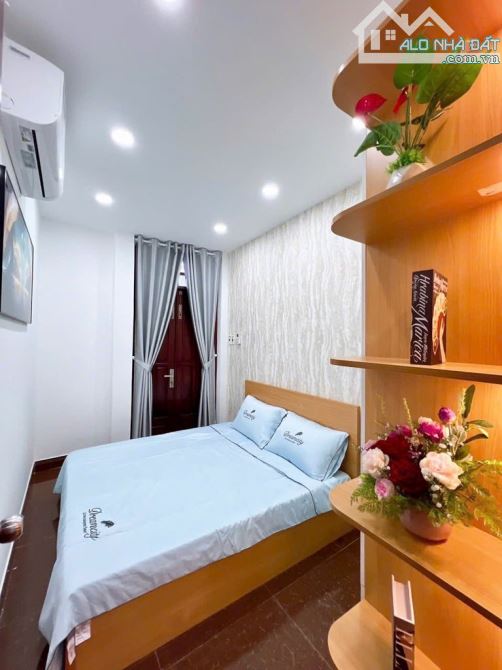 🔥 Bán nhà hẻm cực hiếm Nguyễn Văn Thương (D1) – 4.2x15.5m – 3 tầng – 4PN - 1