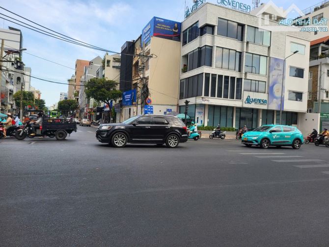 Tòa Nhà Góc 3 Mặt Tiền Đào Duy Anh- Phổ Quang P9 Phú Nhuận -10*22m 5Tầng -Gía 44Tỷ - 1