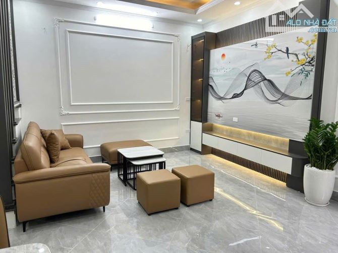 BÁN NHÀ PHỐ TỰU LIỆT - MỚI TINH - NGÕ NÔNG - GẦN PHỐ - NHIỀU PHÒNG - 39M - GIÁ 7 TỶ - 1