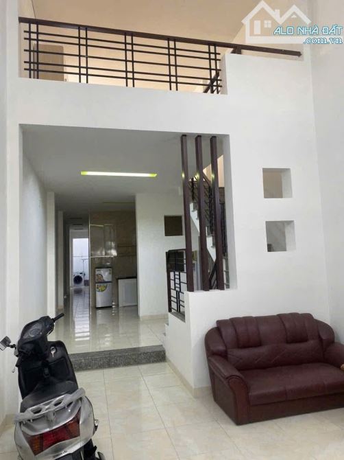 NHÀ CẤP 4 ĐƯỜNG A5( LÊ HIẾN MAI) VCN PHƯỚC HẢI 100M2 GIÁ 6,3 TỶ - 1