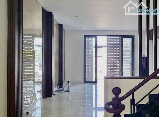 Bán nhà Lâm Văn Bền, đường rộng thênh thang, 80m2 chỉ 7.5 tỷ - 1