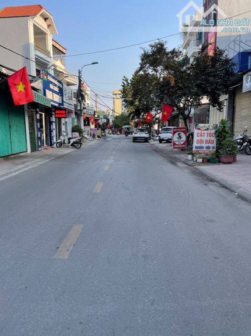 Bán lô đất mặt đường Trại Lẻ - Kênh Dương - DT 81m - Mt 4,5m giá bán 7,2 tỷ - 1