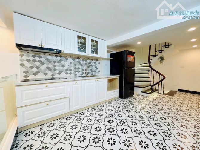 Bán nhà hiếm Vũ Trọng Phụng – 75m², ngõ ô tô, cách phố vài bước chân - 1