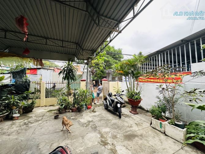 Bán đất chiều ngang 8,18m tặng nhà mặt tiền đường Dương Vân Nga - Phường Vĩnh Hải - 1
