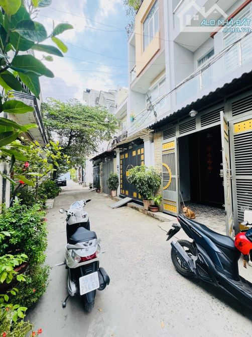 Bán Nhà Hương Lộ 2 Bình Tân 64m2 4 Tầng HXH Chỉ 6.1 Tỷ. - 1