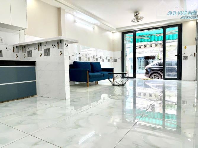 (Q8)NHÀ MỚI Ở LIỀN -XE HƠI NÉ NHAU-SỔ VUÔNG VỨC -NHĨNH 5 TỶ - 1