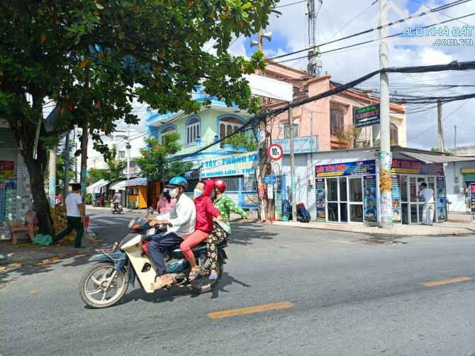 GIẢM 2,6TỶ - CÒN 11.9 TỶ-MẶT TIỀN KINH DOANH 20M PHAN VĂN HỚN - SÁT CHỢ XTT-NỞ HẬU* 385M2 - 1